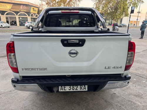 Nissan Frontier 2.3 Le Cd 4x4 Mt