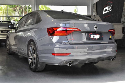 Volkswagen Vento 2.0 Gli - Car Cash