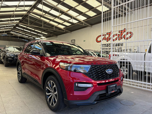 Ford Explorer 2022 St