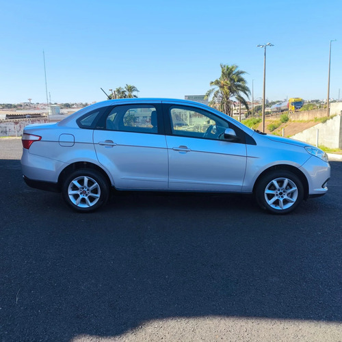 Fiat Grand Siena 1.4 MPI ATTRACTIVE 8V FLEX 4P MANUAL