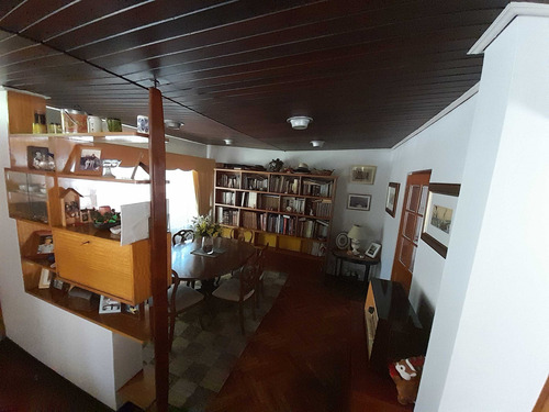 Casa En Venta En La Reina (88138)