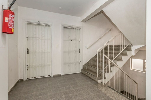 Imagem 20 de 24 de Apartamento À Venda No Bairro Independência - Porto Alegre/rs - O-25441-41976
