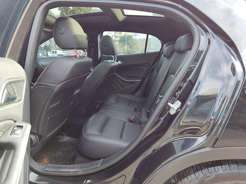 Mercedes-Benz Clase GLA 1.6 Gla200 Urban 156cv
