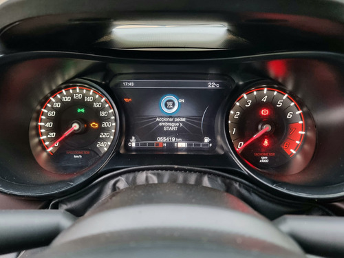 Fiat Cronos 1.8 16v Precision
