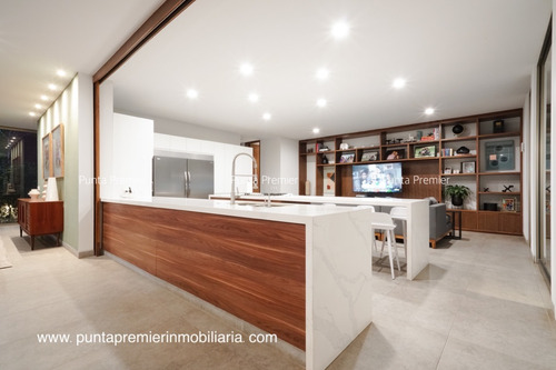 Imagen 8 de 19 de Casa De Lujo En Venta En Coto Arauca Amueblada, Zona Real, Zapopan