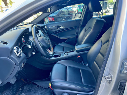 Mercedes-Benz Clase GLA 1.6 Gla200 Urban 156cv