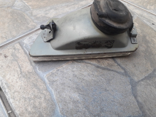 Farol Milha Xr3 Lado Direito Com Detalhe