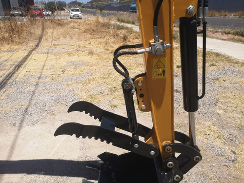 2024 Miniexcavadora Agt Qnt30 (nueva) Motor Kubota 2.5 Tons.