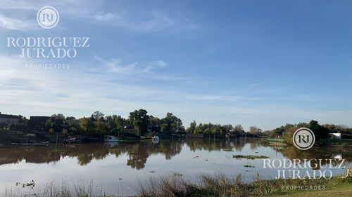 Inmejorable Terreno Al Rio En Santa Catalina