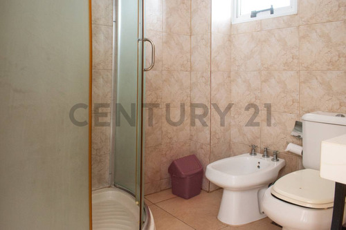 Casa En Venta Funes