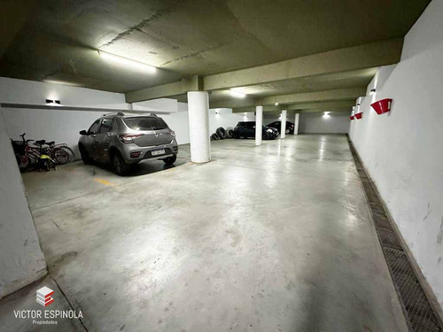 Cochera En Venta, San Martin Centro
