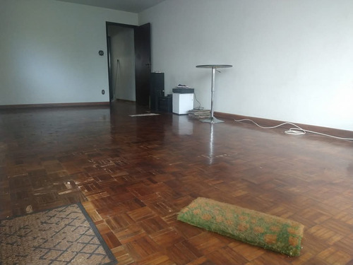 Sobrado 160 M2 4 Dorm. 1 Suite 2 Vagas Cob. Bem Localizado!