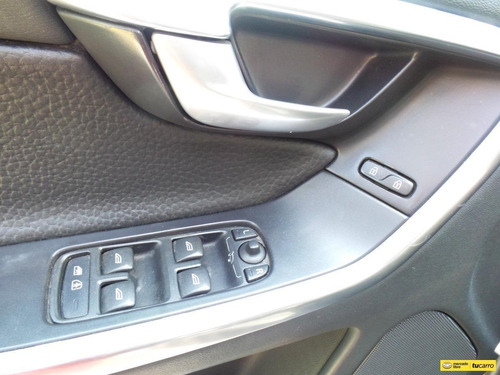 Imagen 20 de 24 de Volvo Xc60 T6
