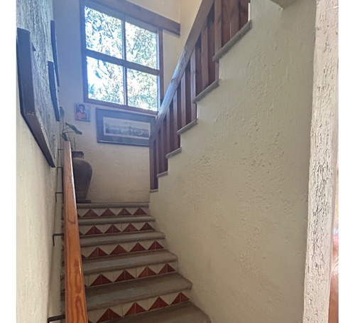 Casa En Condominio Con Alberca, Cancha De Tenis, Jardines. Excelente Ubicación
