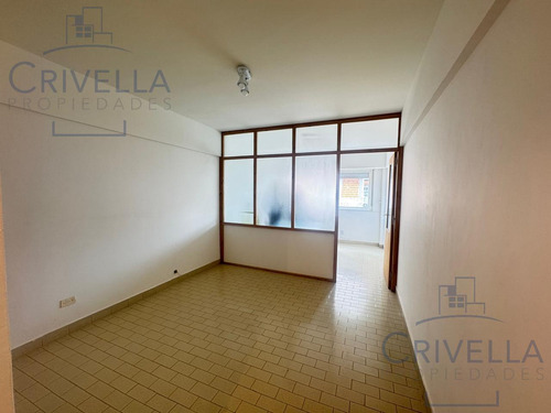 Departamento De 1 Ambiente En Quilmes Centro.