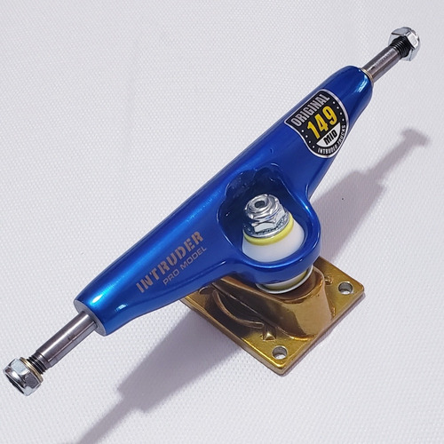 Truck Intruder Mateus Mello Pro Model 149mm Hollow Medio