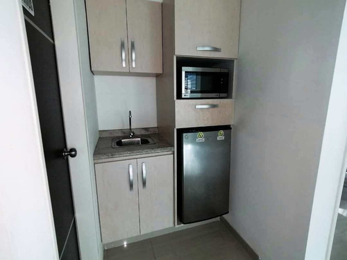 Imagen 11 de 17 de Exclusiva Oficina Amoblada El Rosal Torre Platinum Ii Enalquiler 60m2