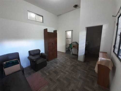 Alquiler Local Con 2 Apartamentos Union
