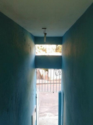 Casa Para Venda Em Itapecerica Da Serra, Parque Paraíso, 1 Dormitório, 1 Banheiro - 467_2-833069