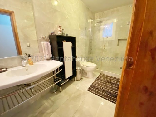 Imagen 13 de 15 de Casa En Venta Los Naranjos 22-7443 Eva Castillo 0414.306.72.20