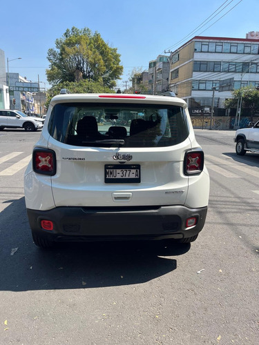 Jeep Renegade 1.8 Sport 4x2 At