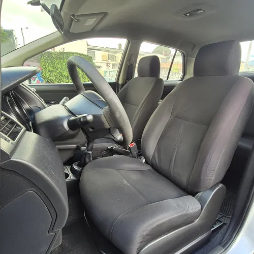 Nissan Tiida 1.6 Miio Mt Full Equipo Financiamos