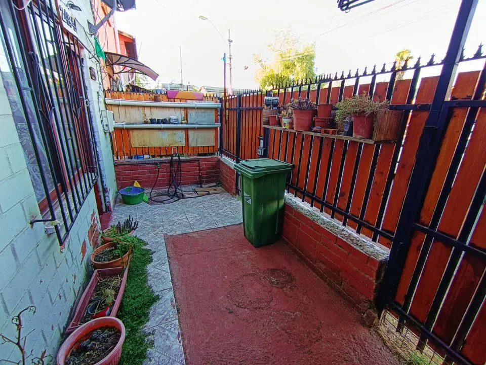 Imagen 3 de 14 de Casa En Venta En Peñaflor - Económica