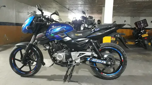 Pulsar 220 Ss