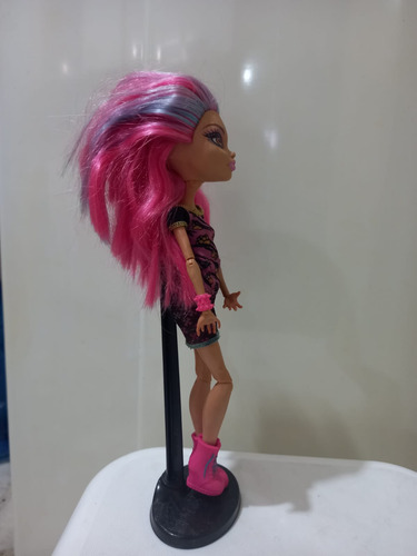 Monster High Boneca Howleen Wolf Creepateria Irmã Clawdeen