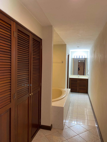 Imagen 6 de 12 de Vendo Apartamento Km 8.2 Caes