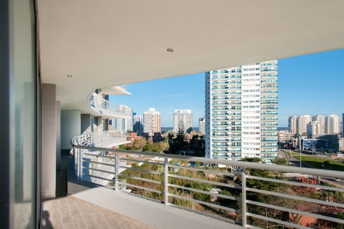 Venta De Apartamento 2 Dormitorios En Playa Mansa