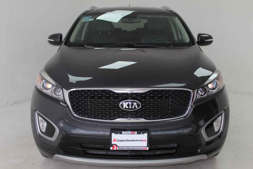 Imagen 8 de 15 de Kia Sorento 2017 6 Cilindros