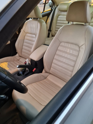 Volkswagen Vento 2.0 Sportline Tsi 200cv Dsg 2011