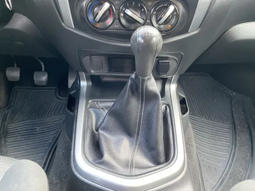Nissan Frontier 2.5 4X2 Mt