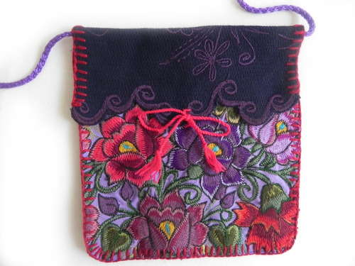 Bolsa En Bordado De Flores Artesanal Chiapaneco, Mod. #8