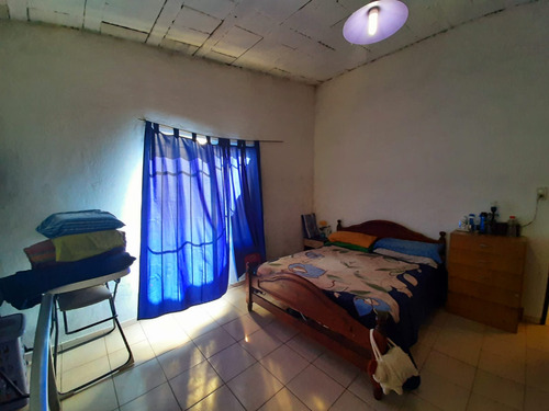 Casa De 2 Dormitorios Con Terreno A La Venta G.dro Baigorria