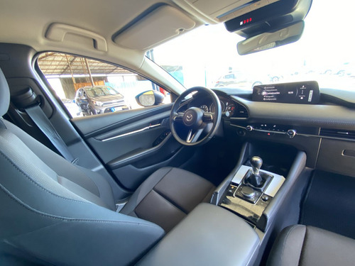 Mazda 3 2024
