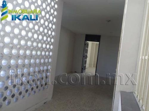 Imagen 7 de 12 de Oficina Comercial En Renta Tajin