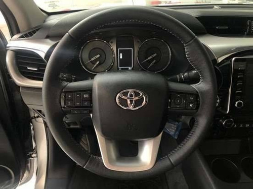 Imagem 7 de 11 de Toyota Hilux 2.7 Vvt-i Flex Cd Srv 4x4 Automático