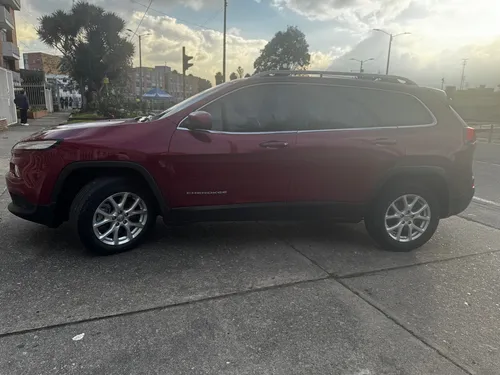 Jeep Cherokee 3.2 Longitude Plus
