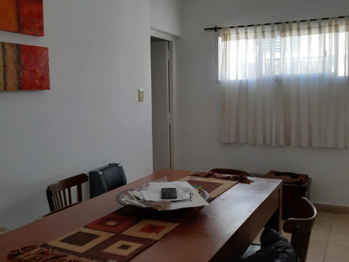 Imagen 3 de 22 de Venta Departamento 2 Dormitorios Estudio Terraza - Centro