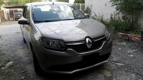 Imagen 3 de 8 de Renault Logan 1.6 Zen At 2018