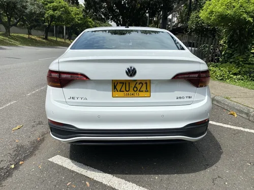 Volkswagen Jetta 1.4 Turbo Tsi Comfortline At 4x2 2022