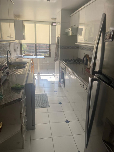 Departamento En Venta De 4 Dorm. En Las Condes