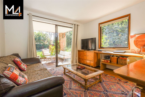 Casa En Venta De 5 Dorm. En Las Condes