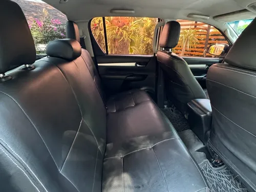 Toyota Hilux 2.4l