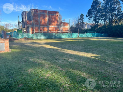 Imagen 12 de 13 de Flores Prop. Vende Lote En Barrio La Josefina, Pilar