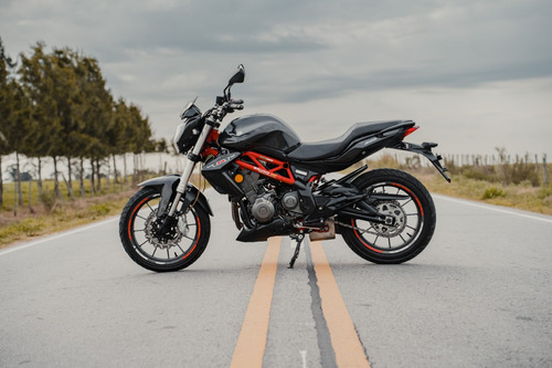 Benelli Tnt 300 - Bruno Hz