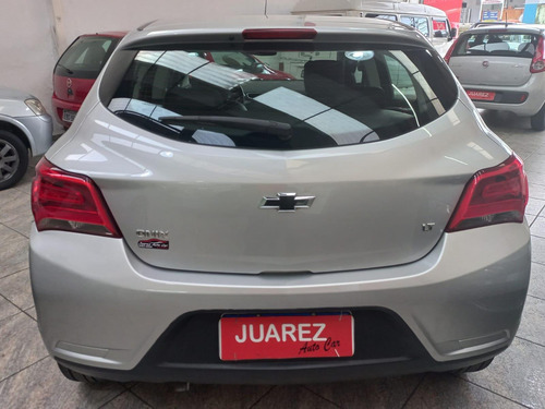 Imagem 3 de 9 de Chevrolet Onix Onix Hatch Lt 1.0 8v Flexpower 5p Mec. Flex