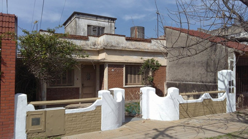 Terreno En Ph Al Frente En Venta Canada Al 3100, Lanús O